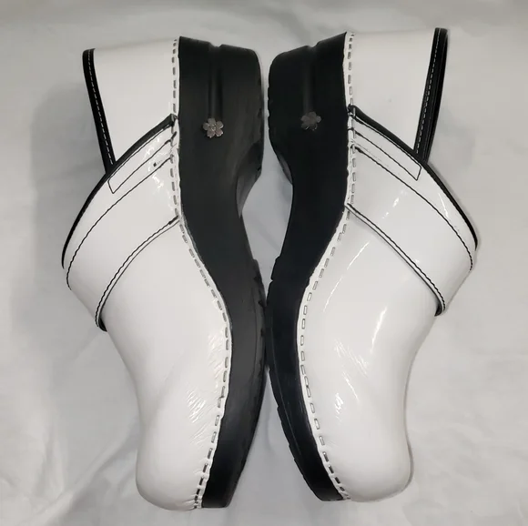 Koi Women's White and Black Clogs - Picture 3 of 12